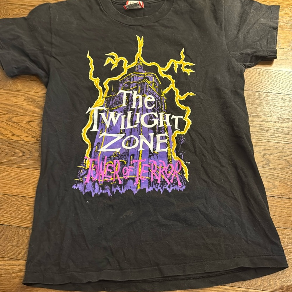Disney vintage tower of terror t shirt